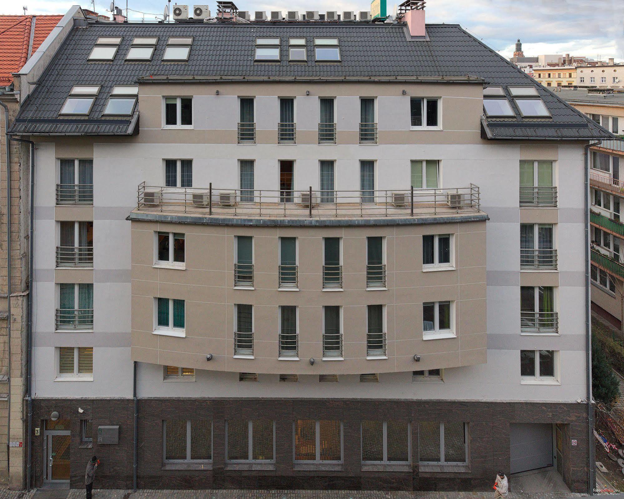 Absynt Apart Wierzbowa Breslau Exterior foto